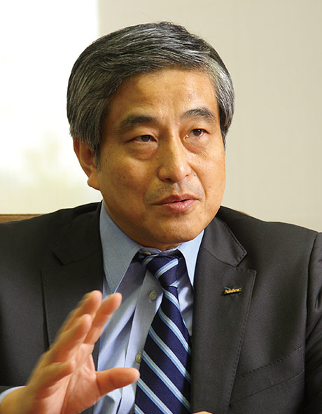 日本電産株式会社 取締役 専務執行役員（CFO）　吉松 加雄