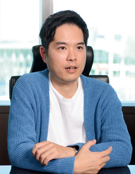 株式会社オークネット 財務経理部 左から、坂田 光大郎／矢野 達也